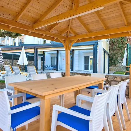 Villa Oludeniz 4 Bedroom Luxury Fethiye