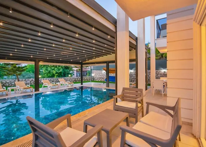 Вилла Oludeniz 4 Bedroom Luxury *